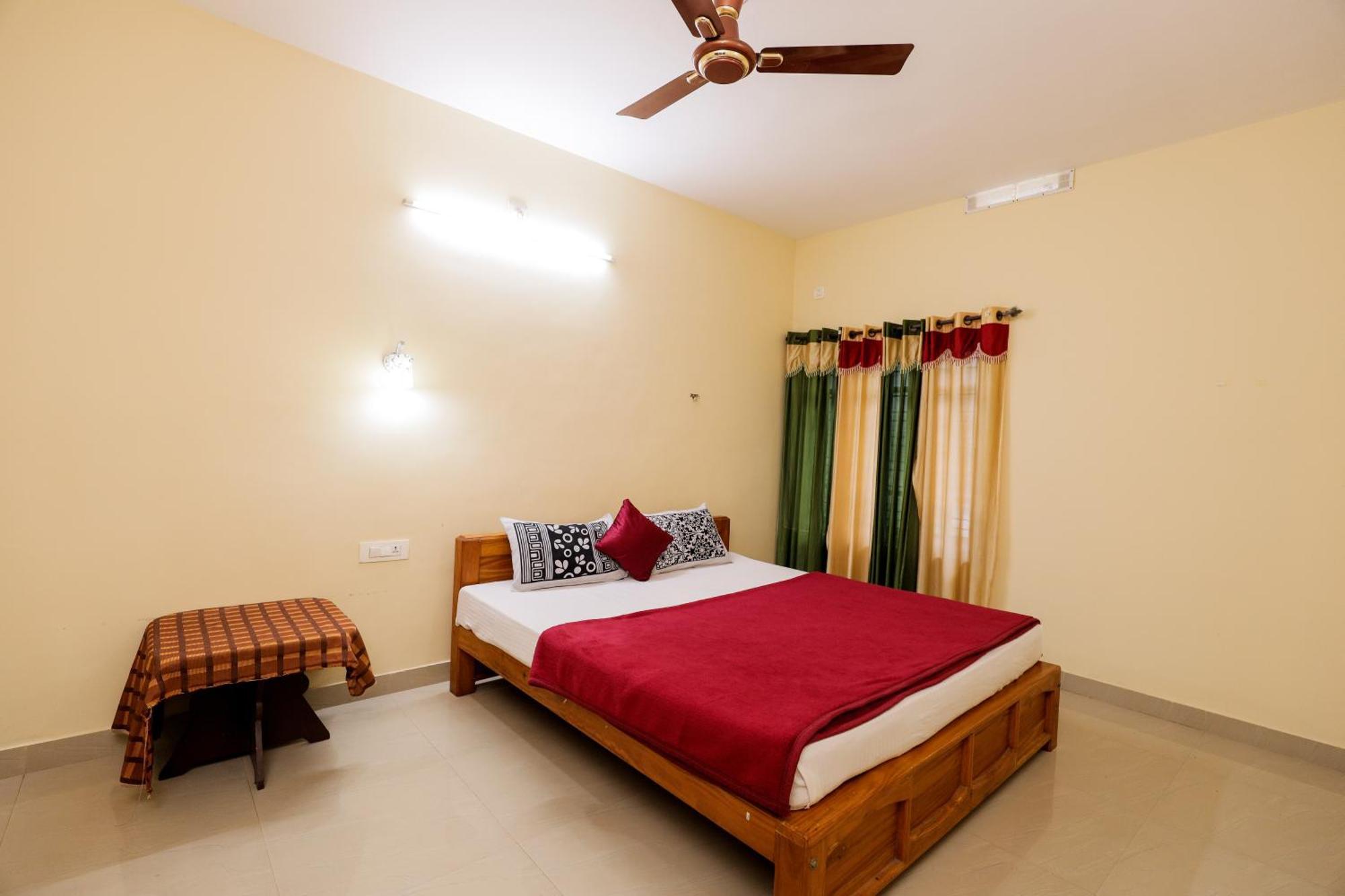 Sky Blue Homestay With Pool Vythiri Extérieur photo
